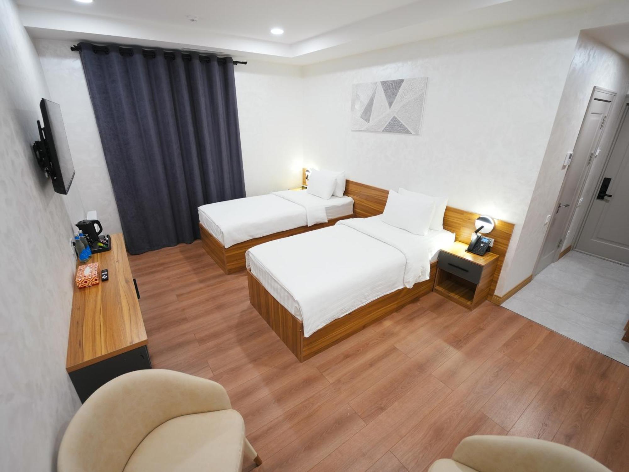 Avant Express Hotel Pool&Spa Tashkent Exterior foto